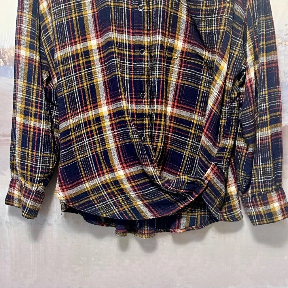 WE THE FREE PEOPLE Blue Plaid Flannel Shirt RIVETED Womens S Button Up Oversized - Picture 3 of 16